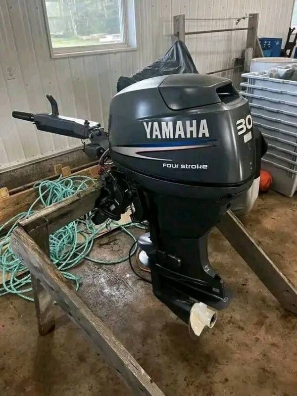 Yamaha 30HP 4-Stroke Outboard Motor Engine - Image 2