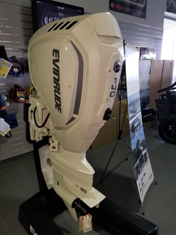 Evinrude E-TEC G2 140 HP - Image 4